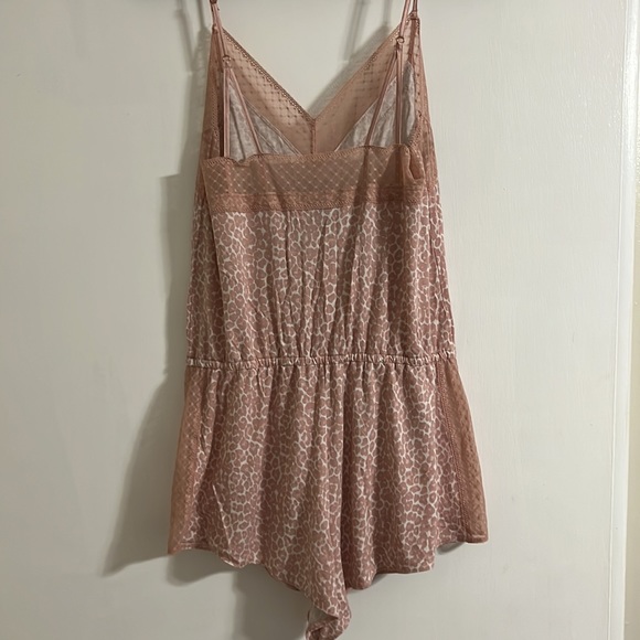 Victoria’s Secret Romper Nighty Size Small - Picture 5 of 7